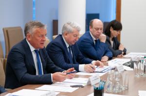 Генеральный директор «Газпром межрегионгаз» провел встречу с председателем Правительства Саратовской области Генеральный директор «Газпром межрегионгаз» провел встречу с председателем Правительства Саратовской области